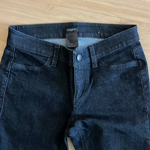 ANN TAYLOR WOMENS JEANS DARK WASH SIZE 2 - Picture 3 of 11